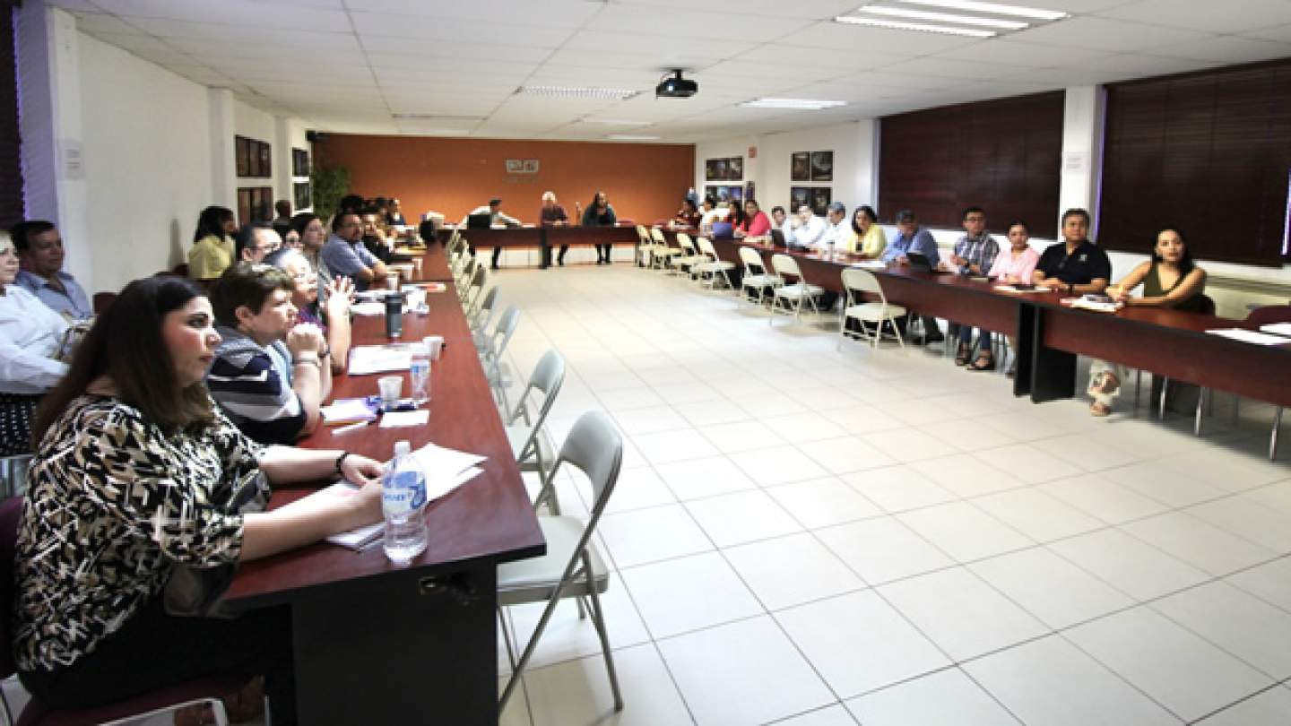 Directores y docentes de las escuelas incorporadas al Cobach participan en el Taller de Socialización de Estructura y Principios Pedagógicos de la Nueva Malla Curricular Común