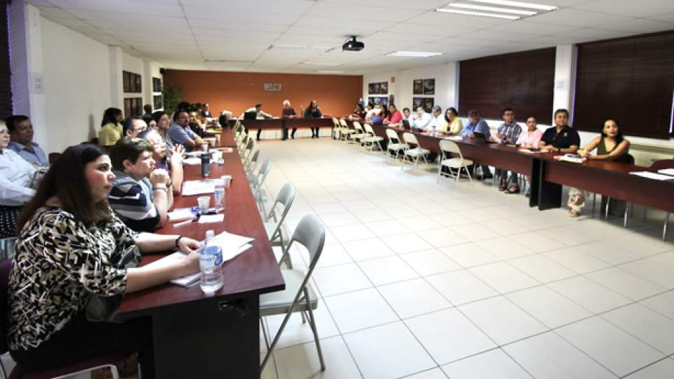 Directores y docentes de las escuelas incorporadas al Cobach participan en el Taller de Socialización de Estructura y Principios Pedagógicos de la Nueva Malla Curricular Común