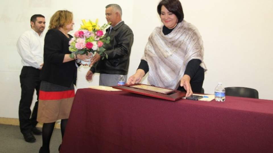 Culmina maestra María Elena Certucha labor gratificante en Cobach y deja una huella imborrable