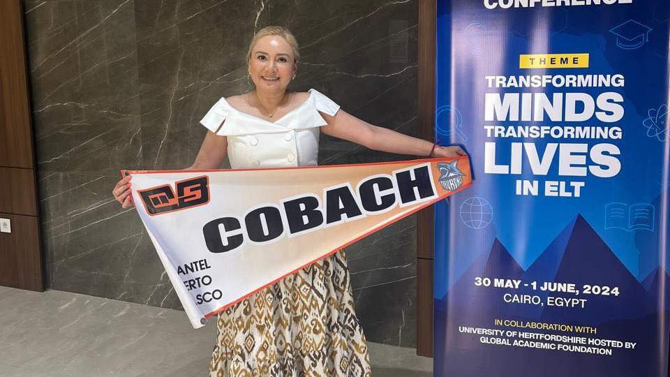 Participa docente de Cobach Sonora en Congreso Internacional de Maestros de Inglés en Egipto
